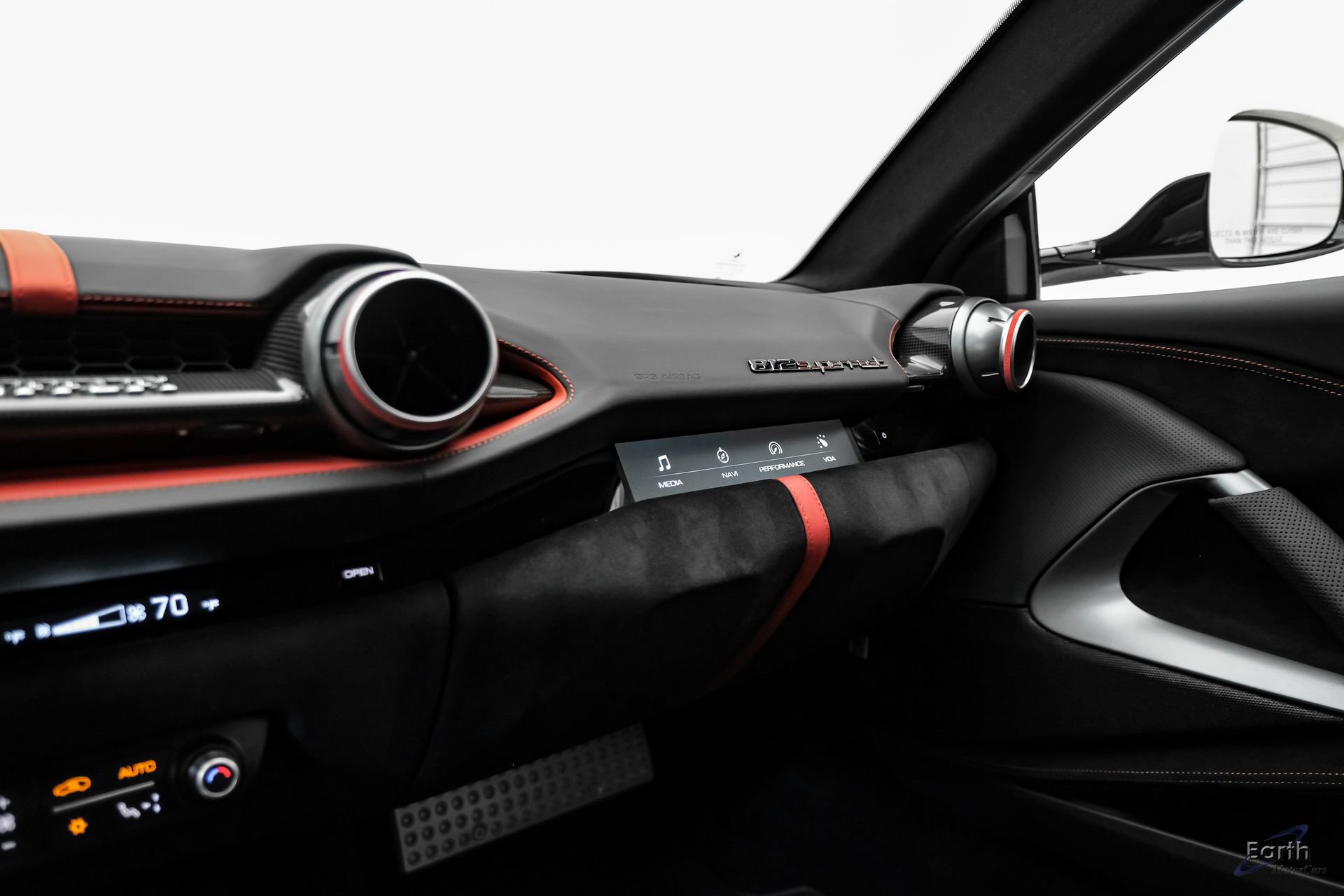 Used 2019 Ferrari 812 Superfast RWD image 86