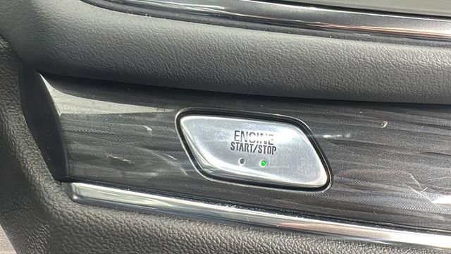 Used 2024 Buick Enclave Premium image 27