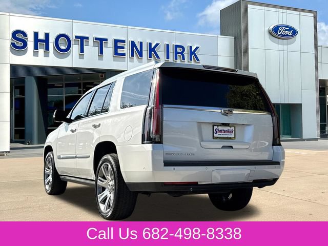 Used 2020 Cadillac Escalade Premium Luxury AWD/4WD image 6