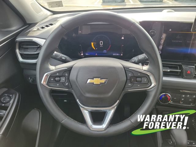 Used 2024 Chevrolet TrailBlazer LT w/ LT Cold Weather Package image 9