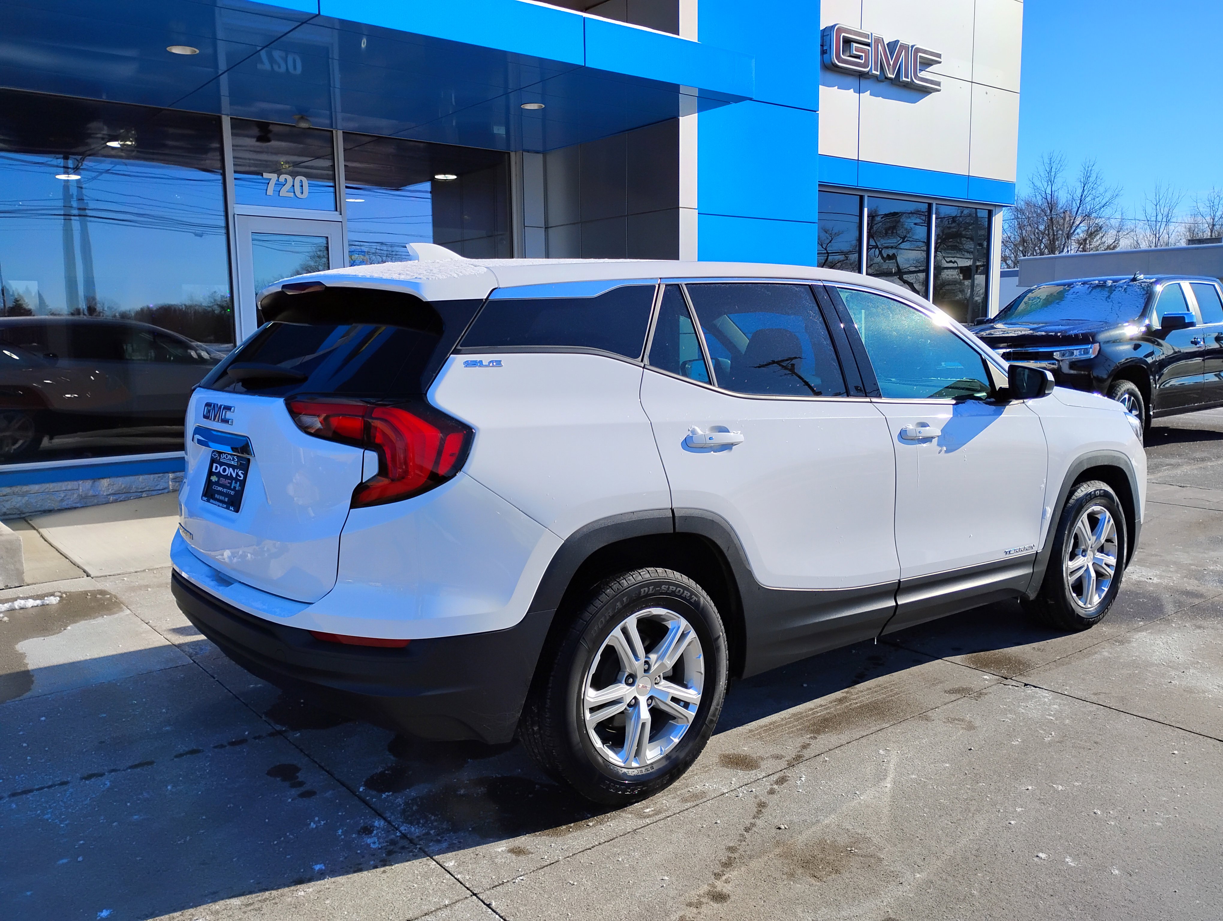 Used 2020 GMC Terrain SLE image 36