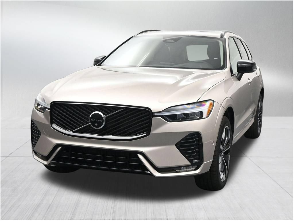 New 2026 Volvo XC60 B5 Plus AWD/4WD image 8