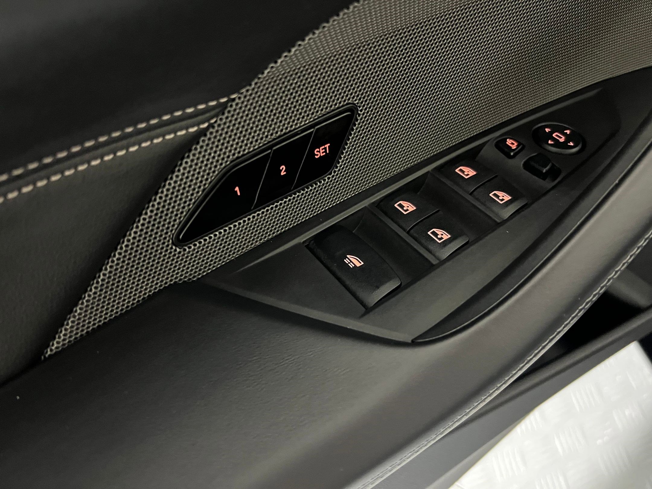 Used 2023 BMW M4 xDrive Competition w/ Executive Package image 12