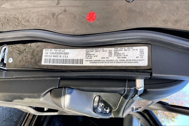 Used 2023 Jeep Grand Cherokee L Overland w/ Luxury Tech Group IV image 14