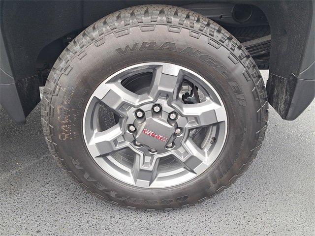 New 2025 GMC Sierra 2500 SLT w/ SLT Premium Package image 5