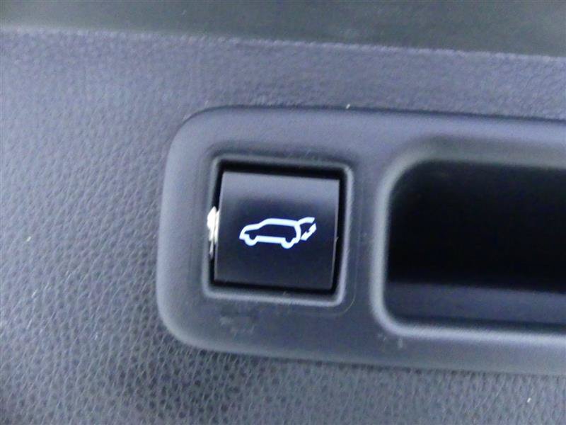 Used 2020 Toyota Highlander Limited AWD/4WD image 28