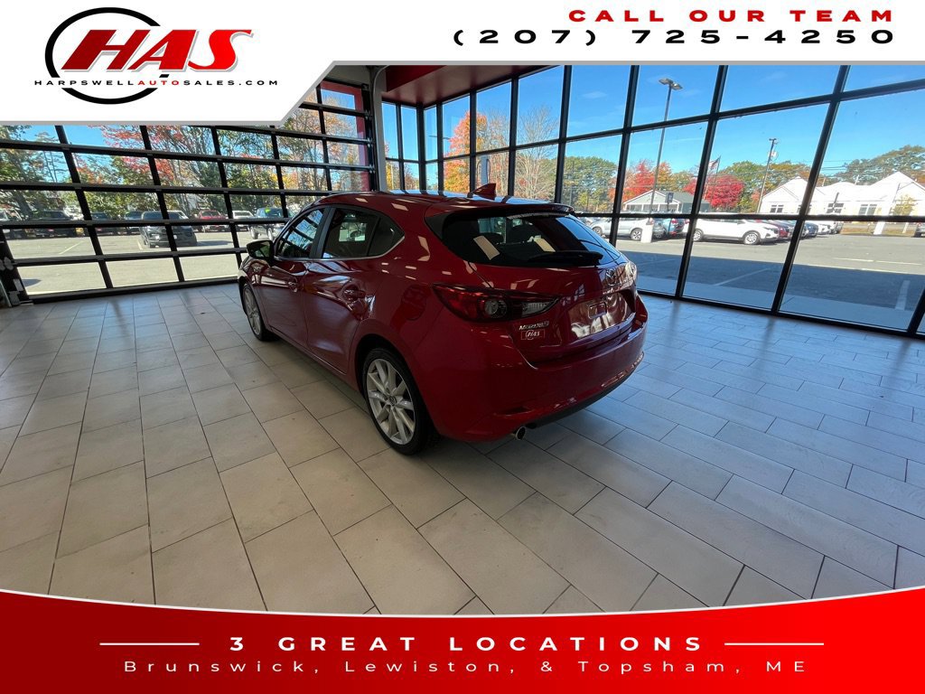 Used 2017 MAZDA MAZDA3 Grand Touring FWD image 3