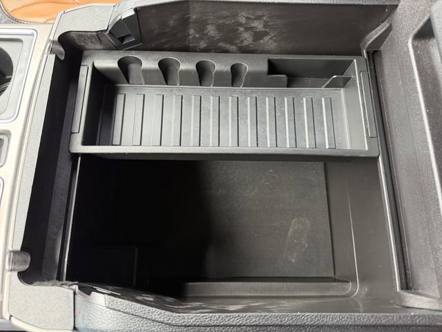 Used 2017 Ford F150 Limited w/ Trailer Tow Package image 34