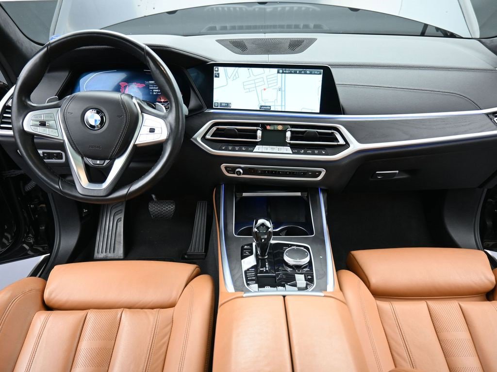 Used 2022 BMW X7 xDrive40i w/ Cold Weather Package image 12