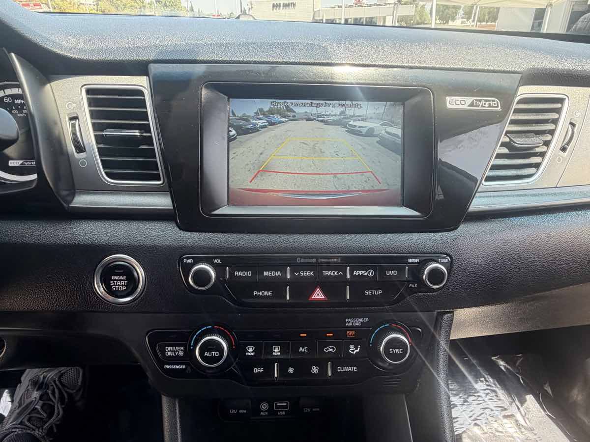 Used 2019 Kia Niro LX FWD image 8
