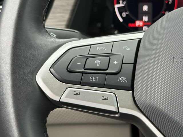 Used 2024 Volkswagen Atlas SEL Premium R-Line AWD/4WD image 11