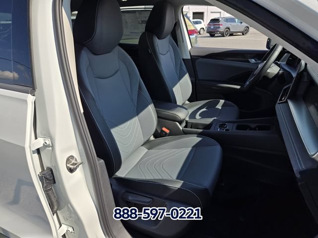 New 2026 Volkswagen Tiguan SE FWD image 14