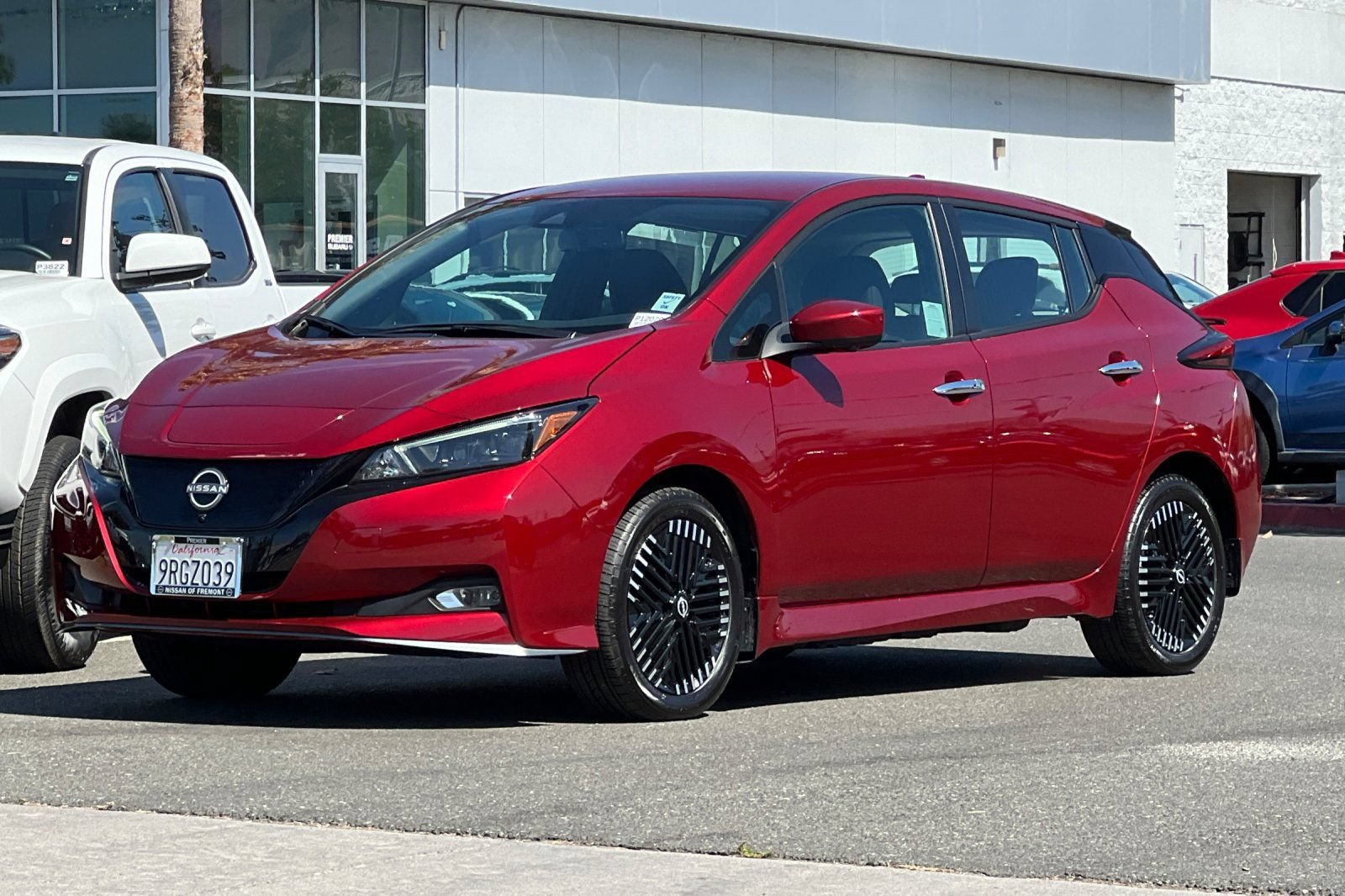 Certified 2024 Nissan Leaf SV Plus FWD image 8