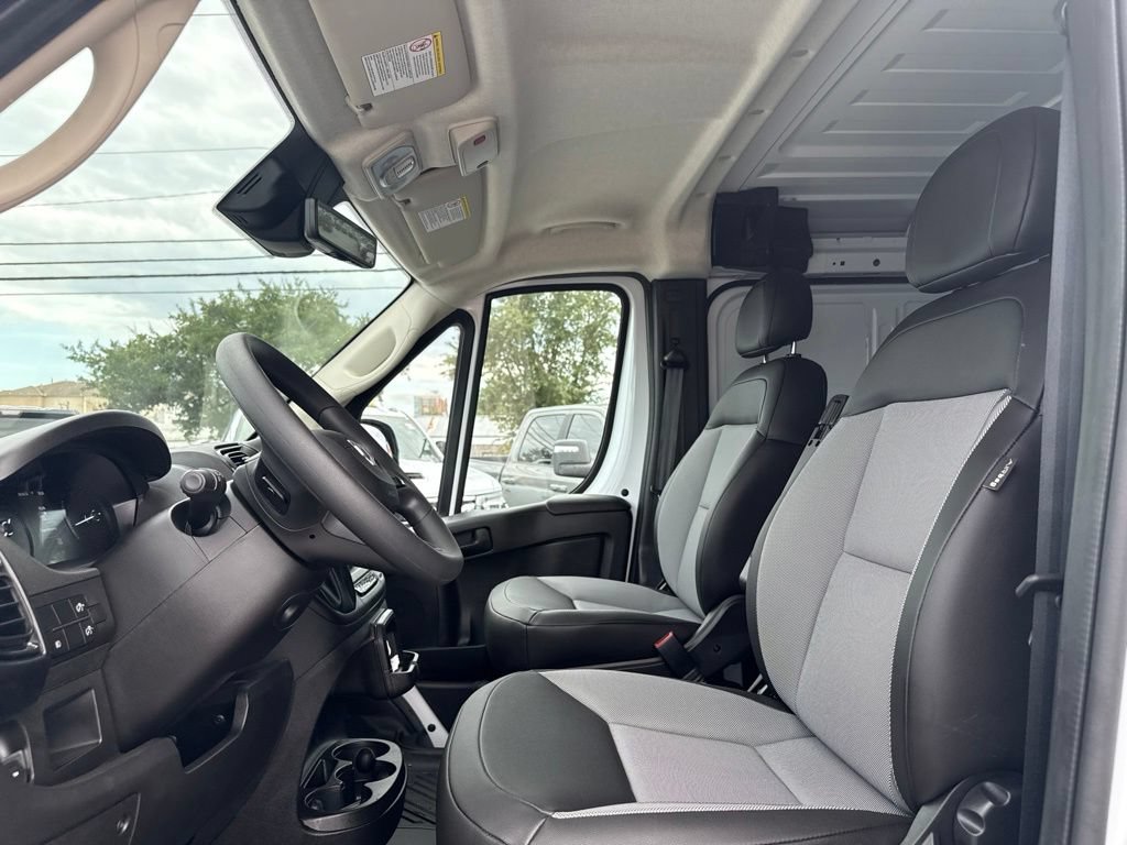 Used 2026 RAM ProMaster 1500 w/ Safety Group FWD image 15