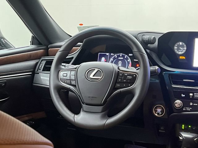 Certified 2024 Lexus ES 350 w/ Premium Package FWD image 14