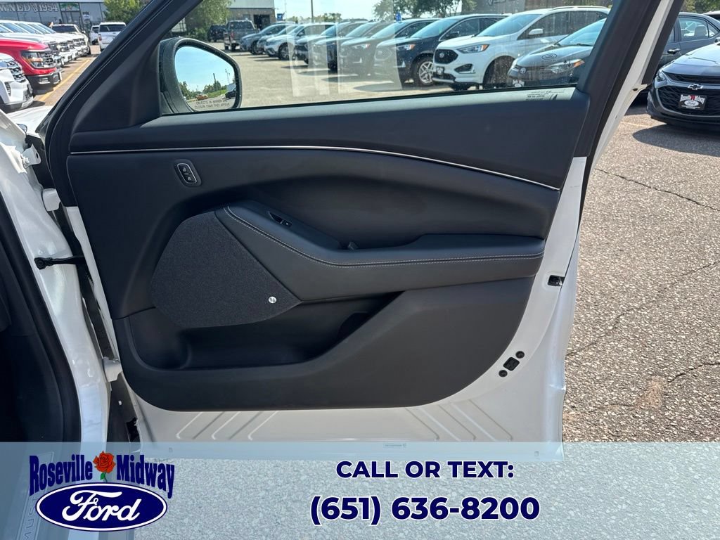 Used 2023 Ford Mustang Mach-E Premium AWD/4WD image 34