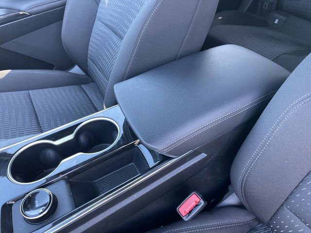 New 2026 Chevrolet Equinox LT w/ LPO, Floor Liner Package image 21