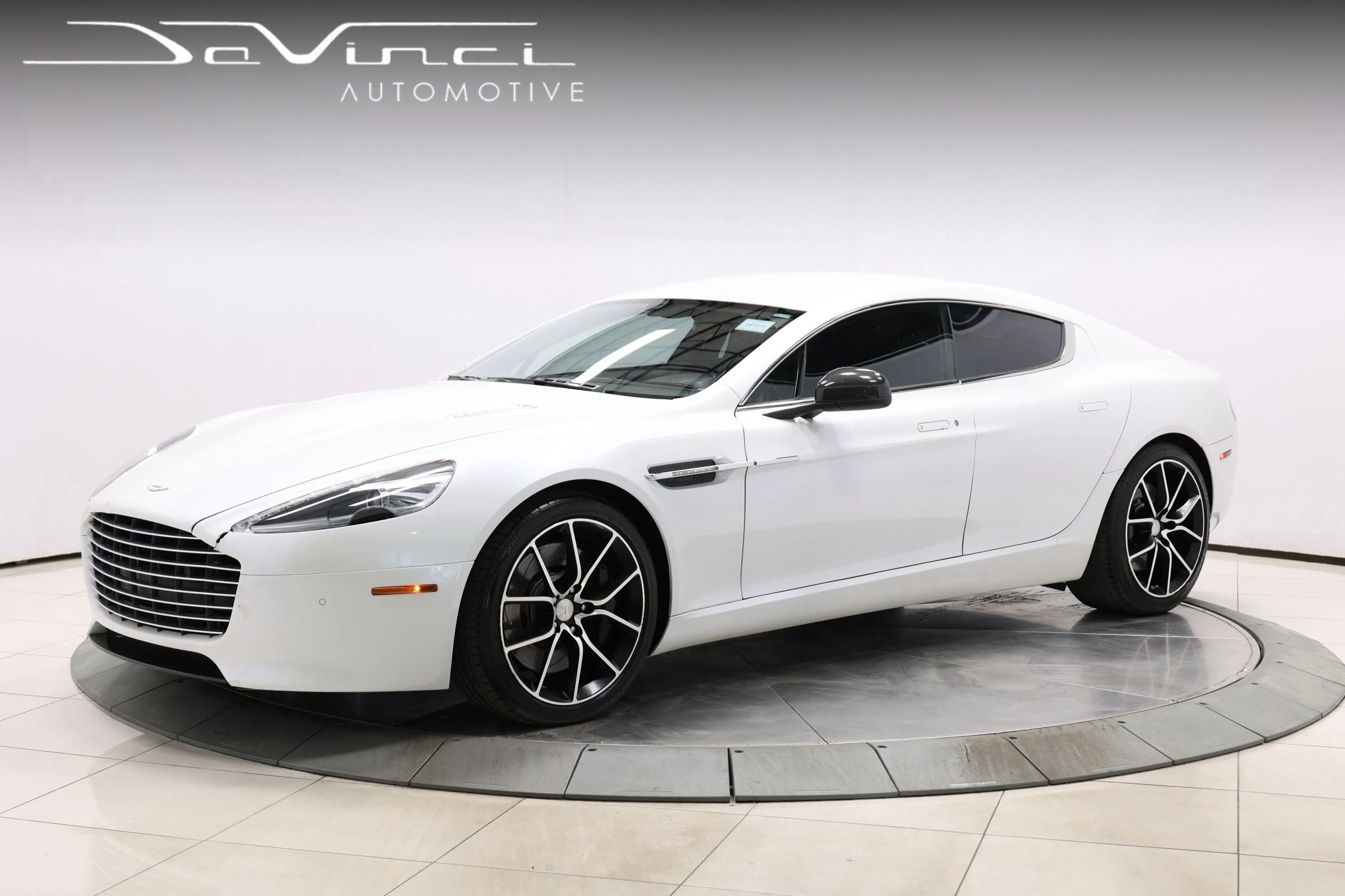 Used 2014 Aston Martin Rapide S RWD image 1