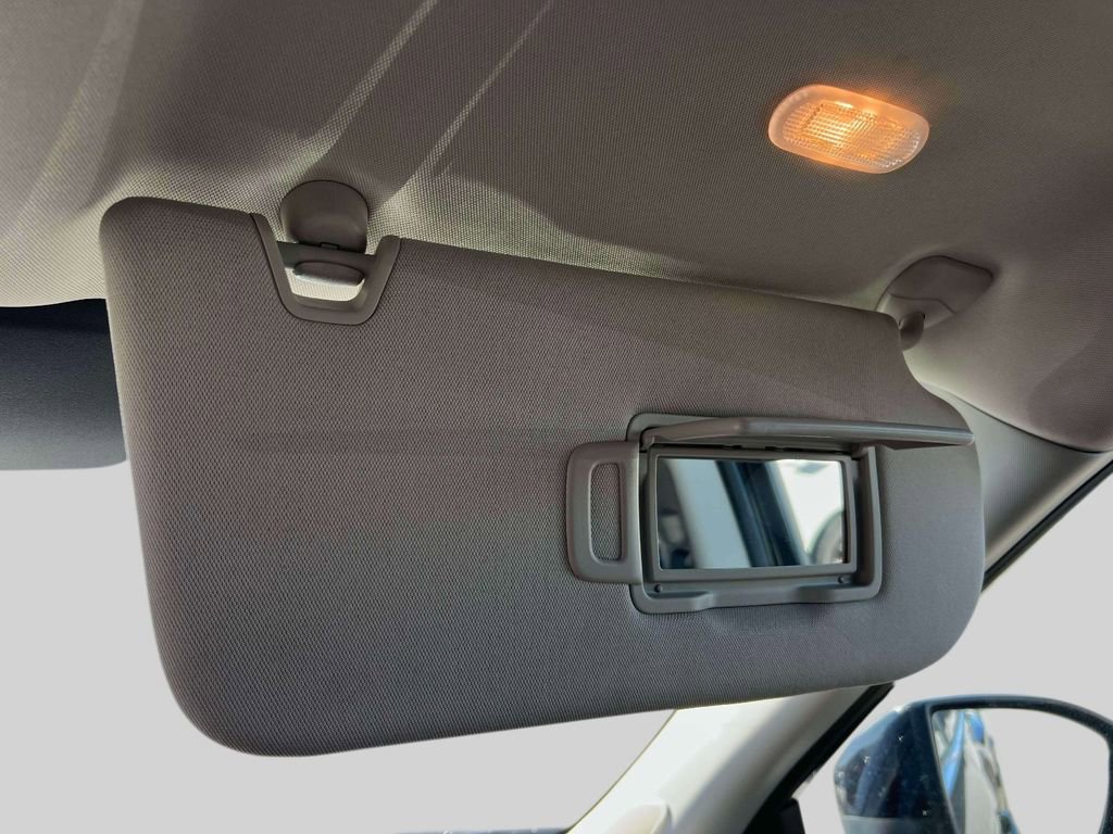 Certified 2025 Nissan Pathfinder Platinum image 33