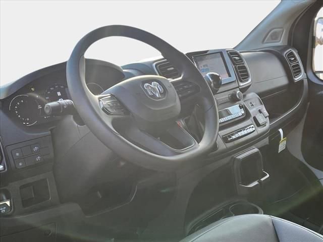 New 2025 RAM ProMaster 2500 w/ Quick Order Package 22G SLT image 8