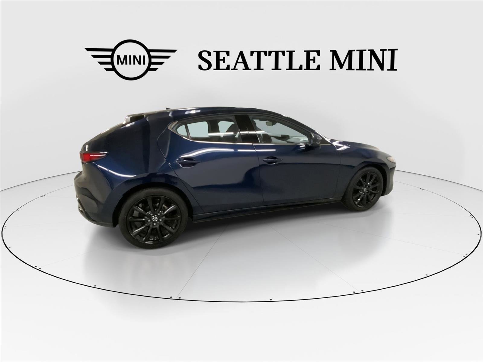 Used 2020 MAZDA MAZDA3 AWD Hatchback w/ Premium Pkg image 11