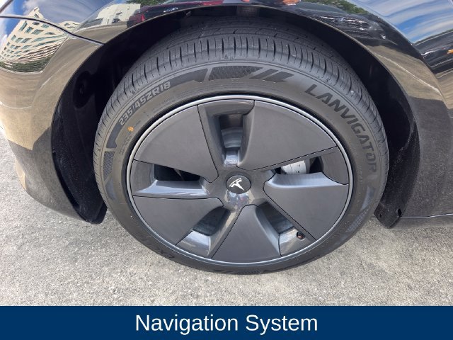 Used 2023 Tesla Model 3 Standard Range RWD image 6