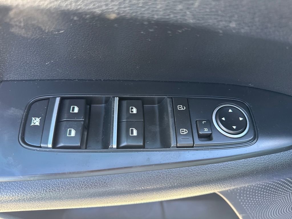 Used 2020 Kia Forte LXS image 15