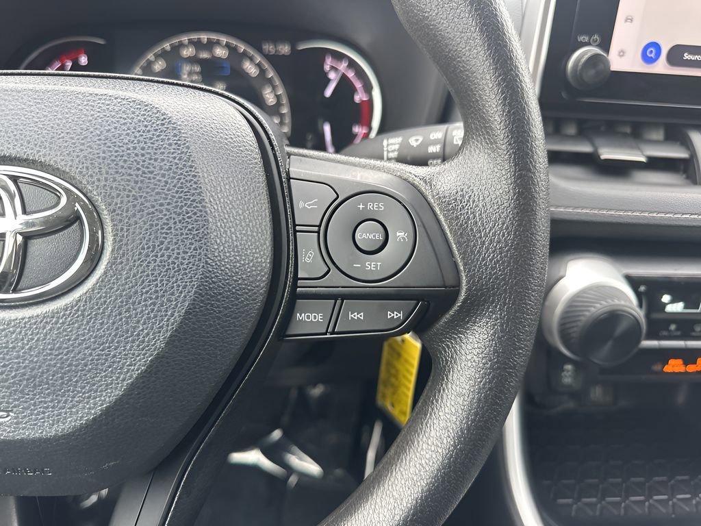 Used 2025 Toyota RAV4 LE image 14