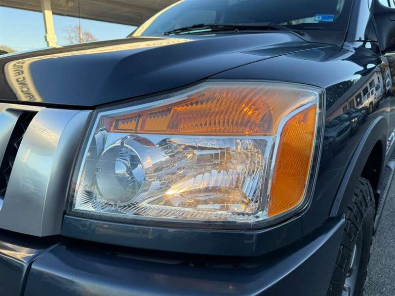 Used 2015 Nissan Titan PRO-4X w/ Pro-4x Luxury Package AWD/4WD image 3