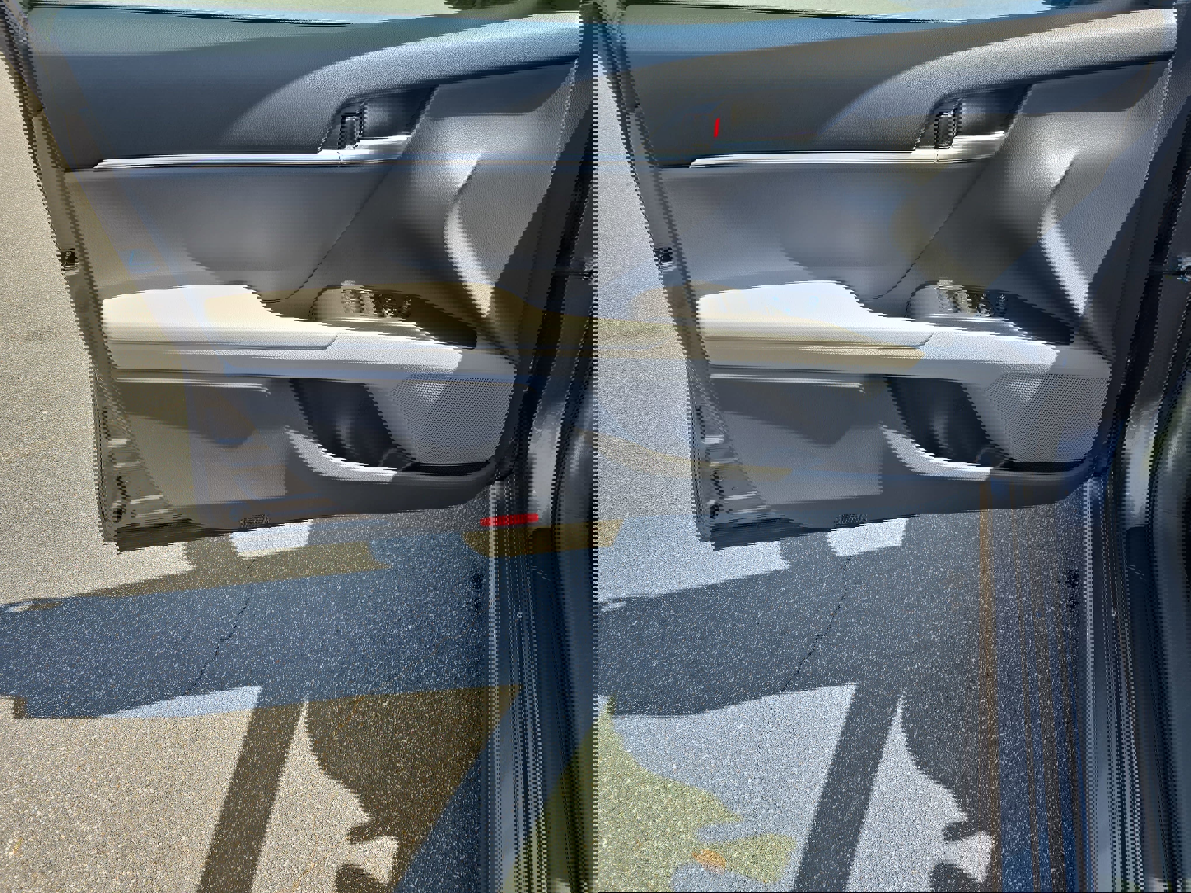 Used 2023 Toyota Camry SE w/ Audio Upgrade Package image 27