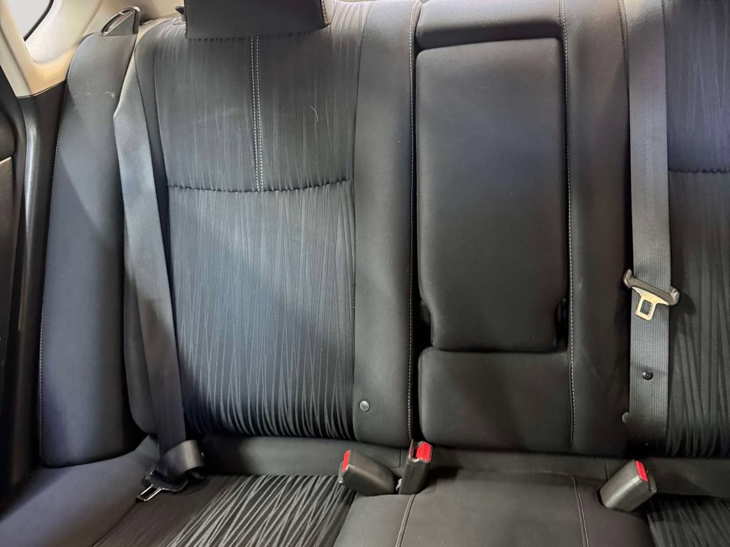 Used 2016 Nissan Sentra SV FWD image 38
