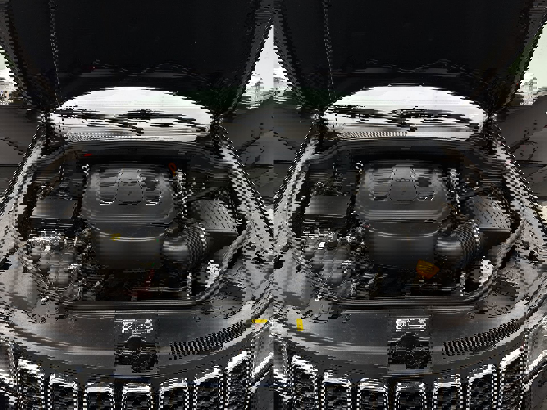 Used 2021 Jeep Grand Cherokee Limited w/ Trailer Tow Group IV image 26