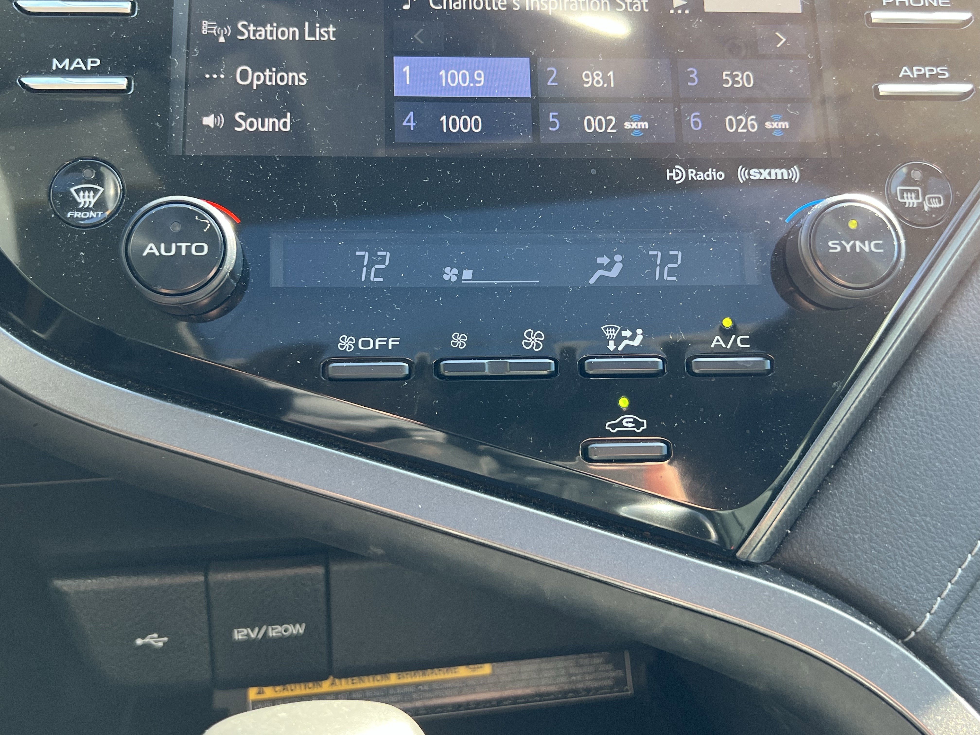 Used 2020 Toyota Camry XSE image 29