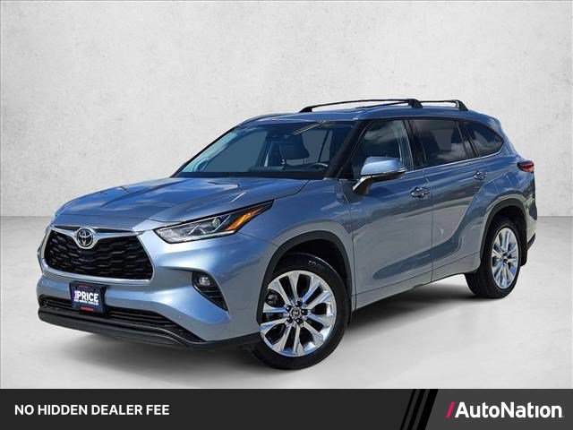 Used 2023 Toyota Highlander Limited FWD image 1