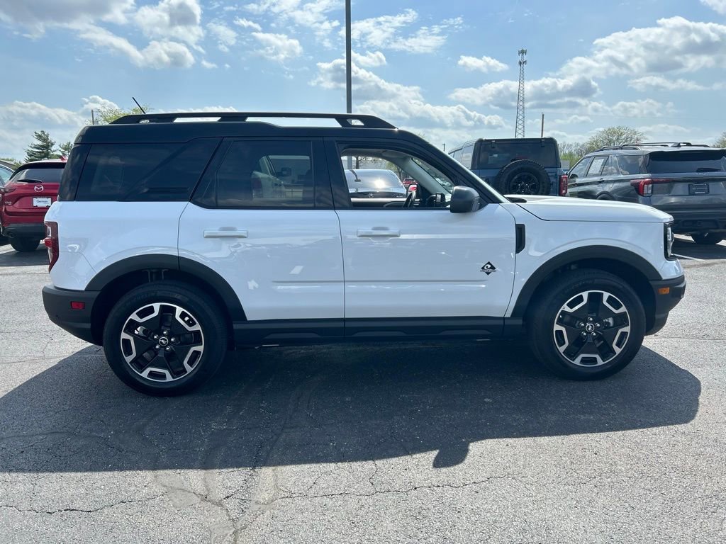 Certified 2024 Ford Bronco Sport Outer Banks w/ Tech Package image 9