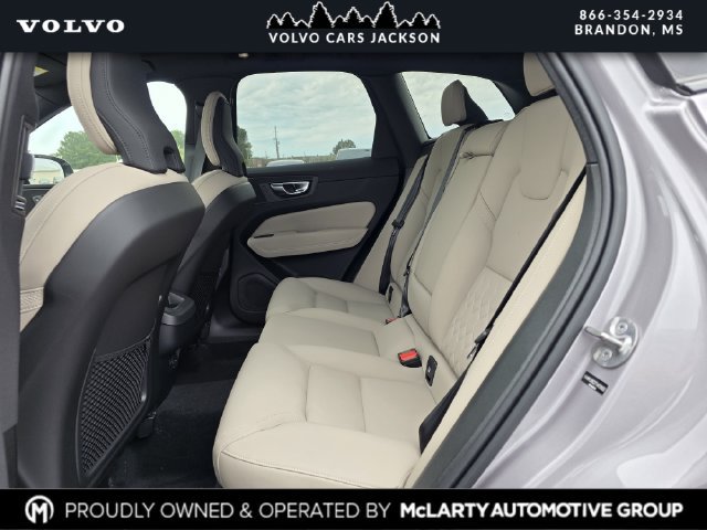 New 2026 Volvo XC60 B5 Plus w/ Protection Package Premier AWD/4WD image 15
