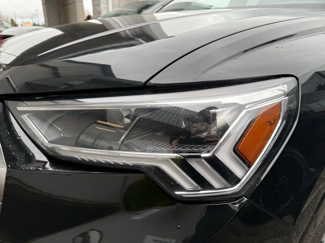 Used 2024 Audi Q3 2.0T Premium image 7