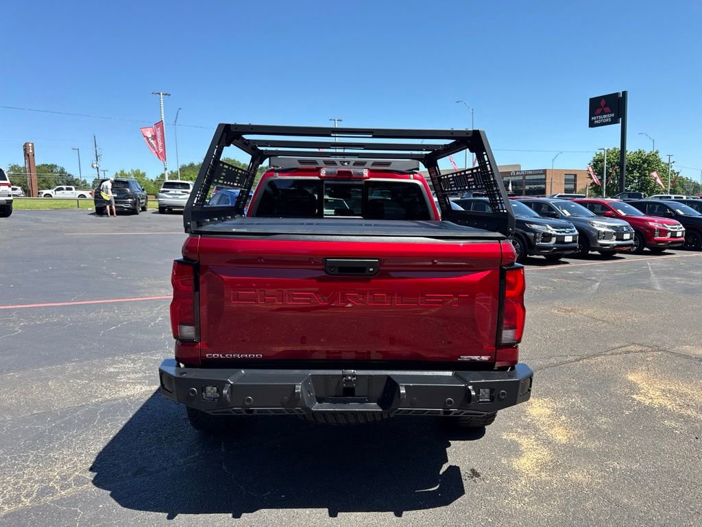 Used 2023 Chevrolet Colorado ZR2 w/ ZR2 Convenience Package III AWD/4WD image 9