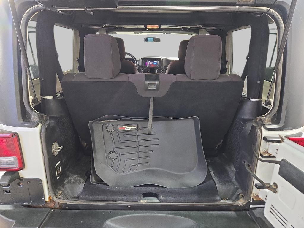Used 2014 Jeep Wrangler Sport w/ Connectivity Group AWD/4WD image 13