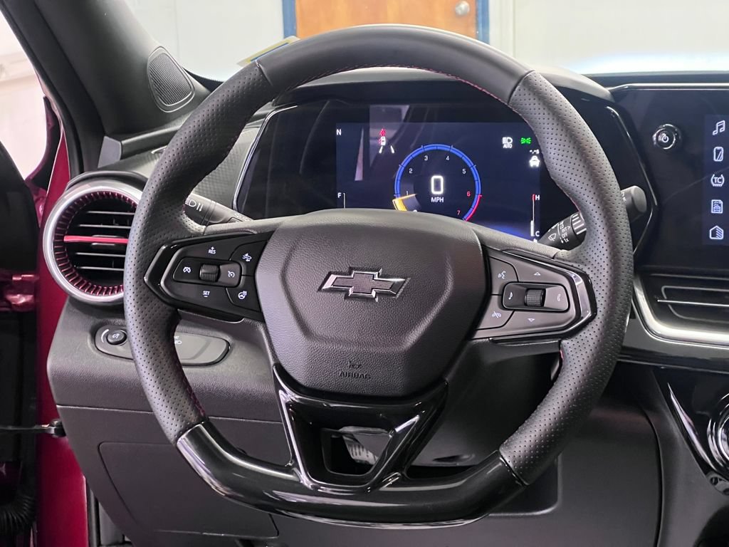 Used 2024 Chevrolet Trax RS w/ Driver Confidence Package FWD image 17
