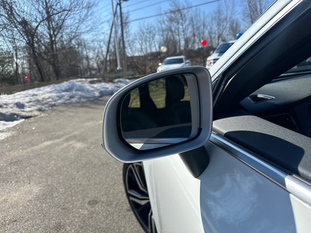Used 2019 Volvo XC60 T5 R-Design w/ Protection Package image 15