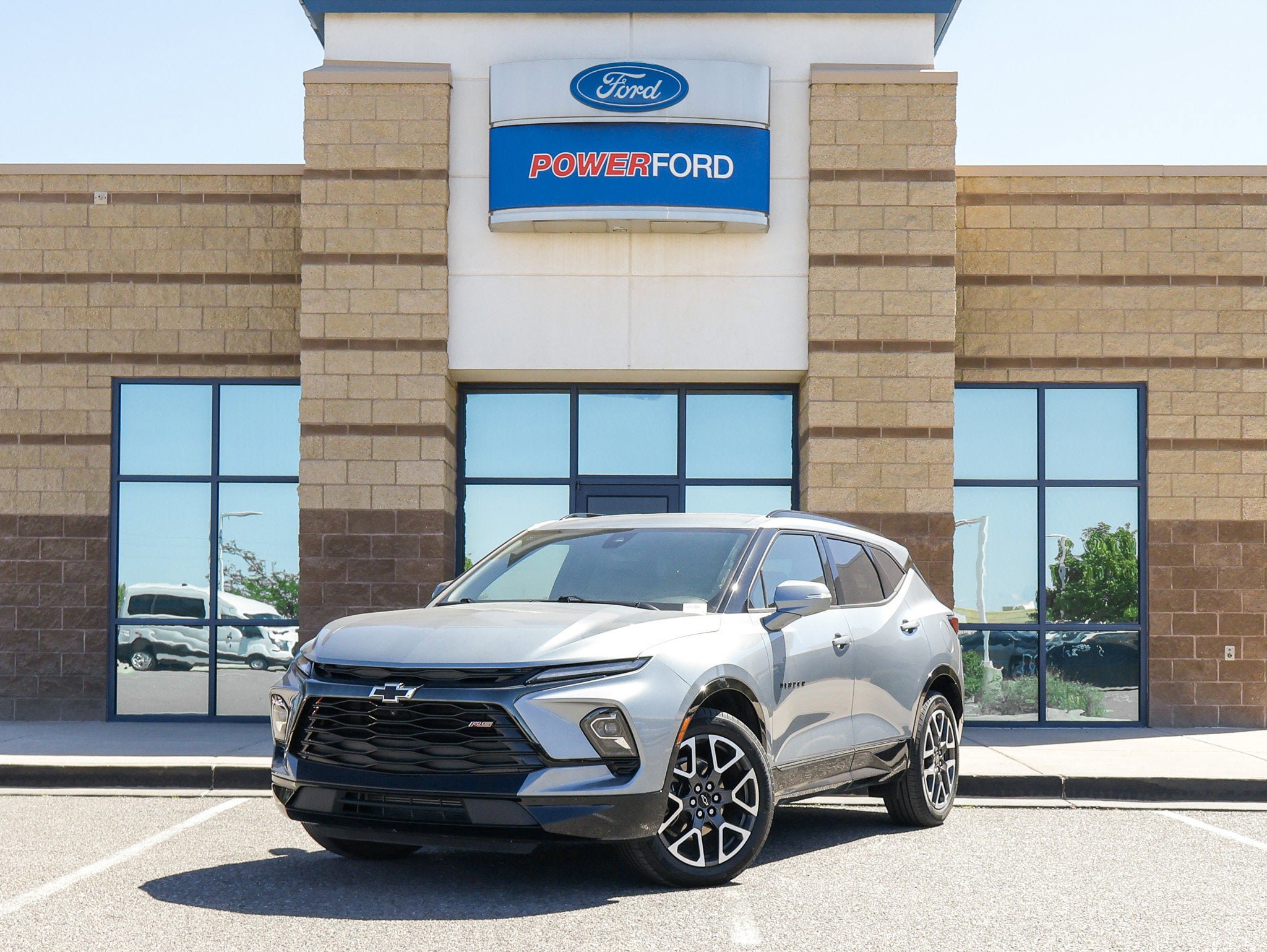 Used 2024 Chevrolet Blazer RS w/ Driver Confidence II Package AWD/4WD image 2