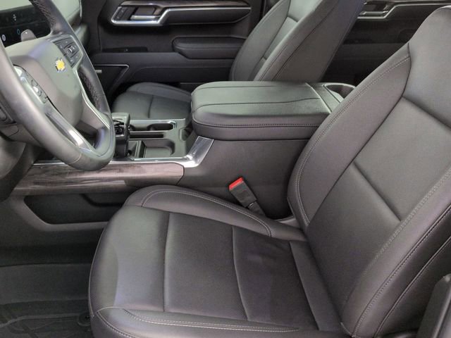 Used 2025 Chevrolet Silverado 1500 LTZ w/ LTZ Premium Package image 15
