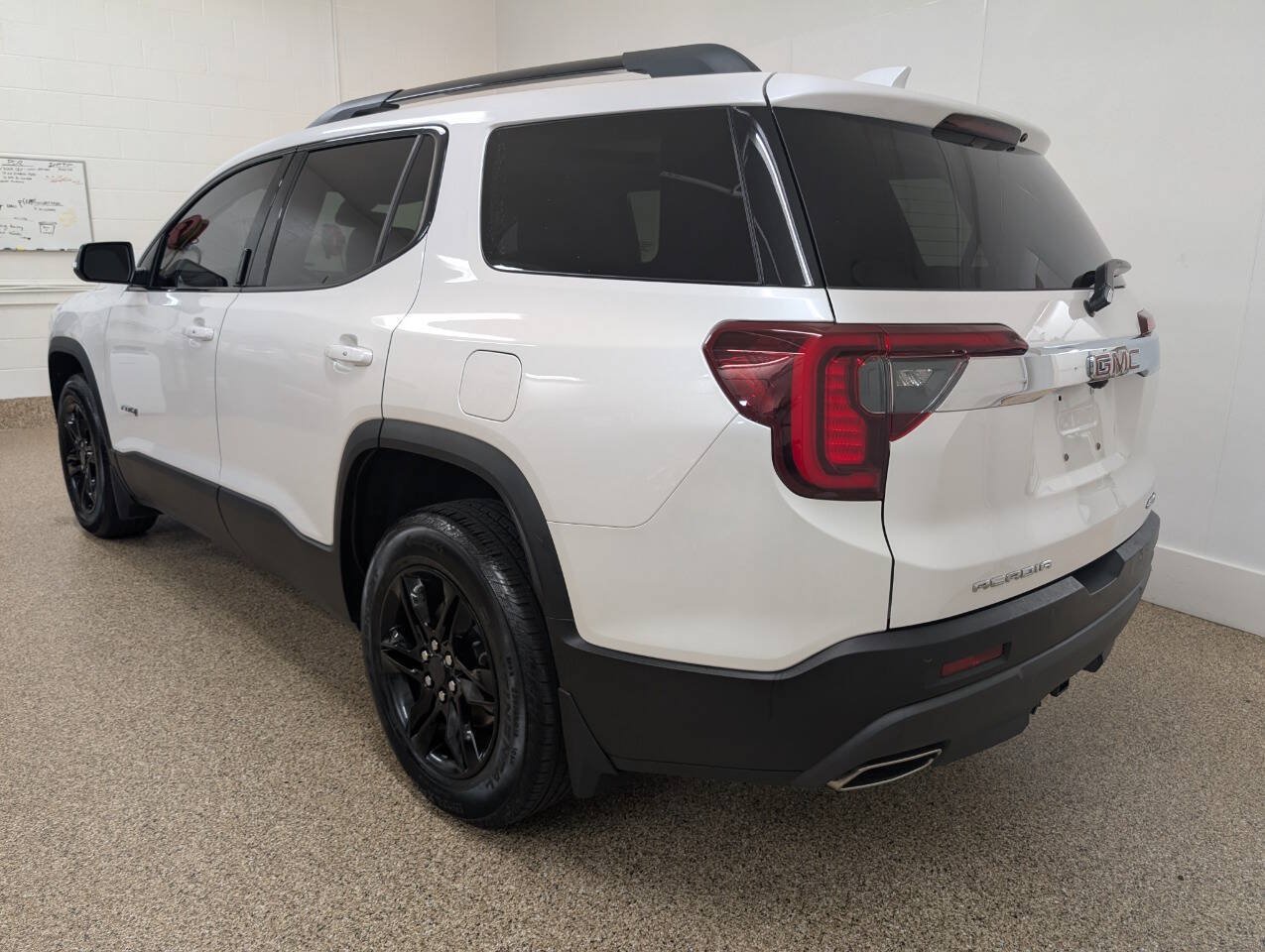 Used 2020 GMC Acadia AT4 w/ GMC Pro Grade Package AWD/4WD image 2
