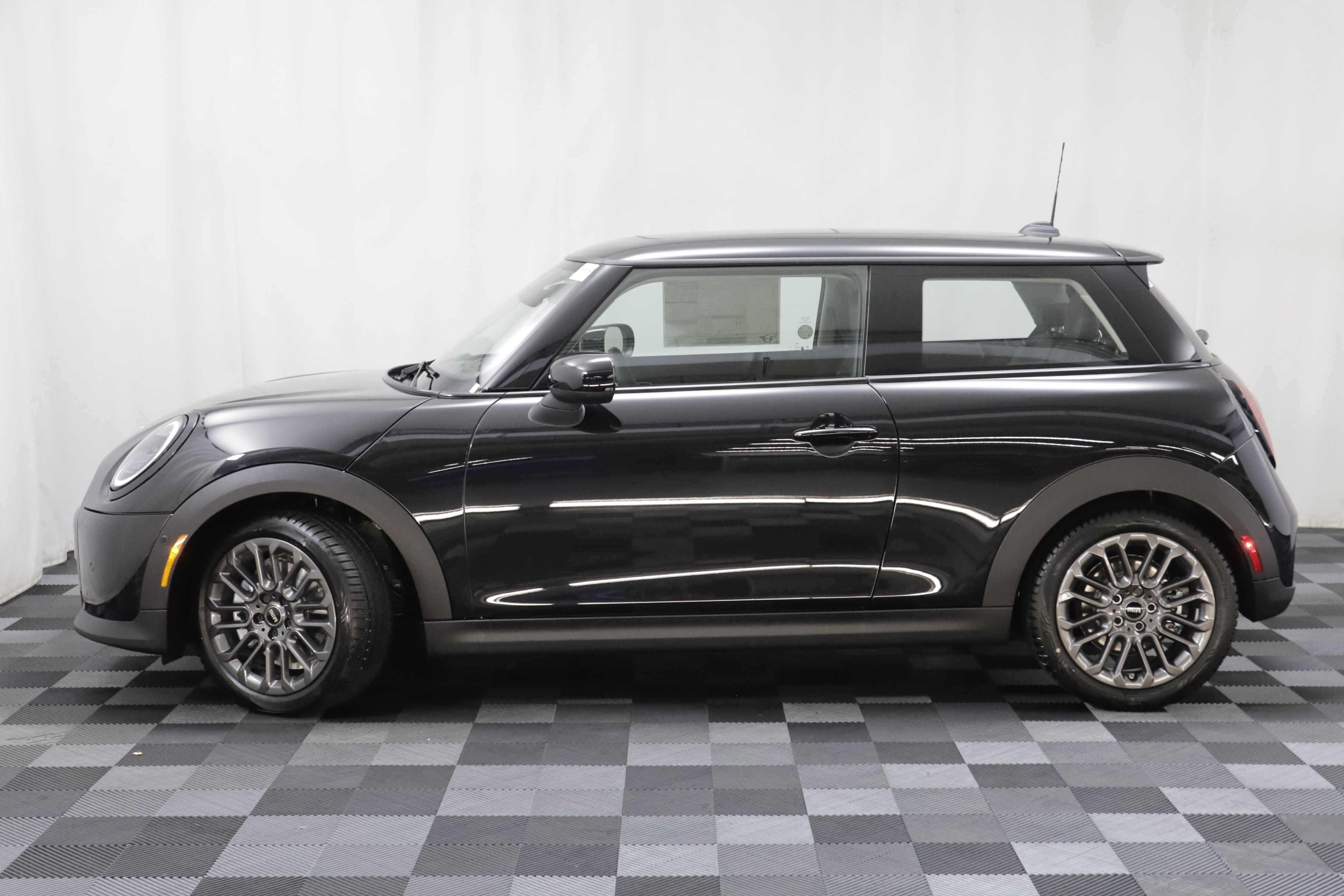 New 2027 MINI Cooper 2-Door Hardtop FWD image 5