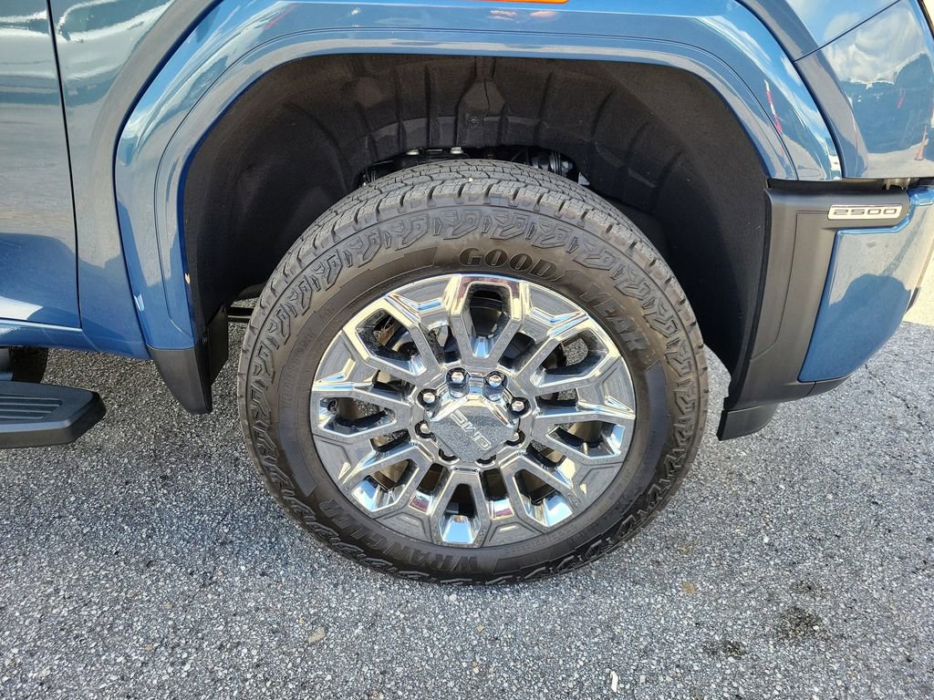 New 2026 GMC Sierra 2500 Denali w/ Denali Reserve Package image 6