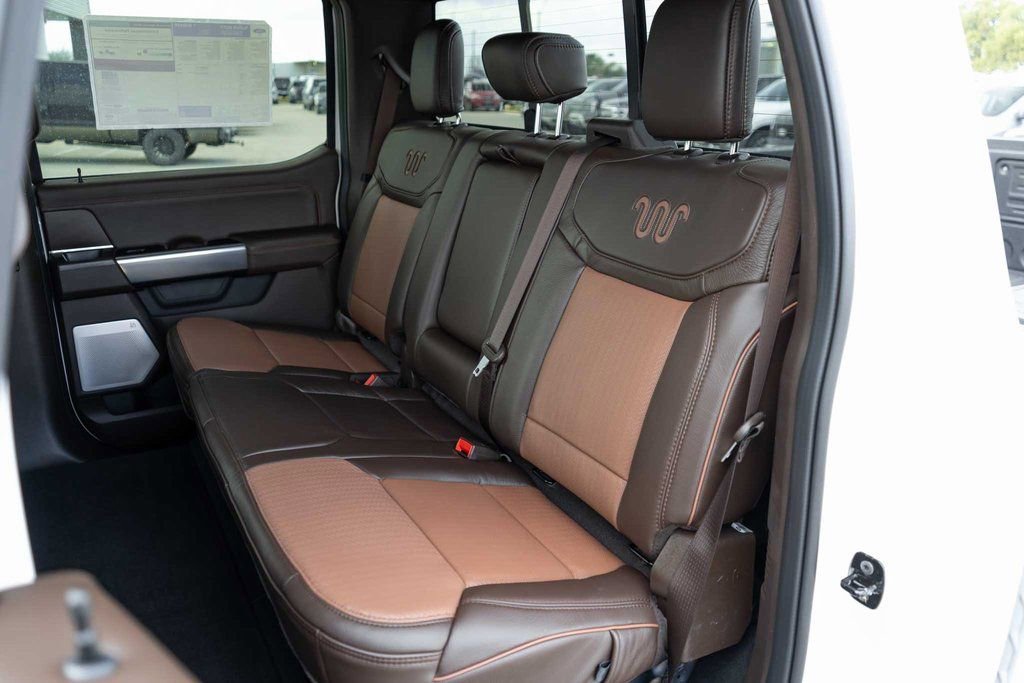 New 2026 Ford F350 King Ranch w/ FX4 Off-Road Package image 14