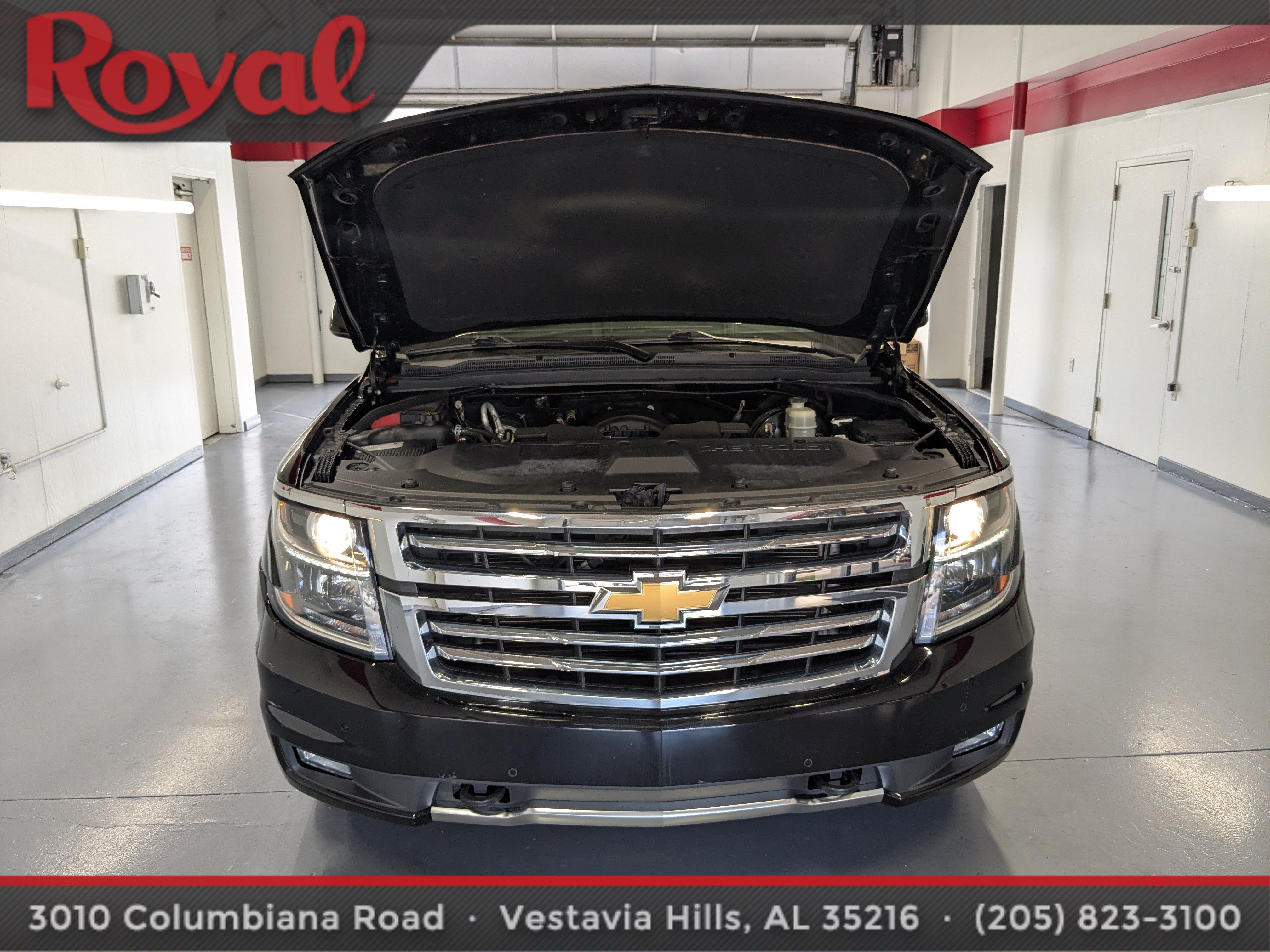 Used 2018 Chevrolet Suburban LT AWD/4WD image 31