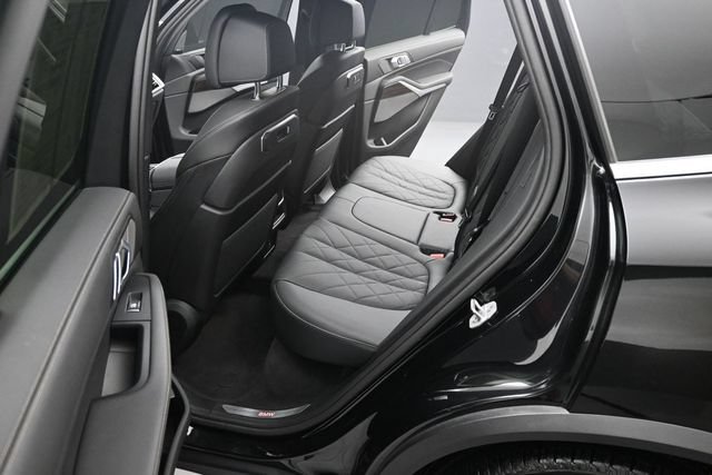 Certified 2024 BMW X5 sDrive40i w/ Premium Package RWD image 19