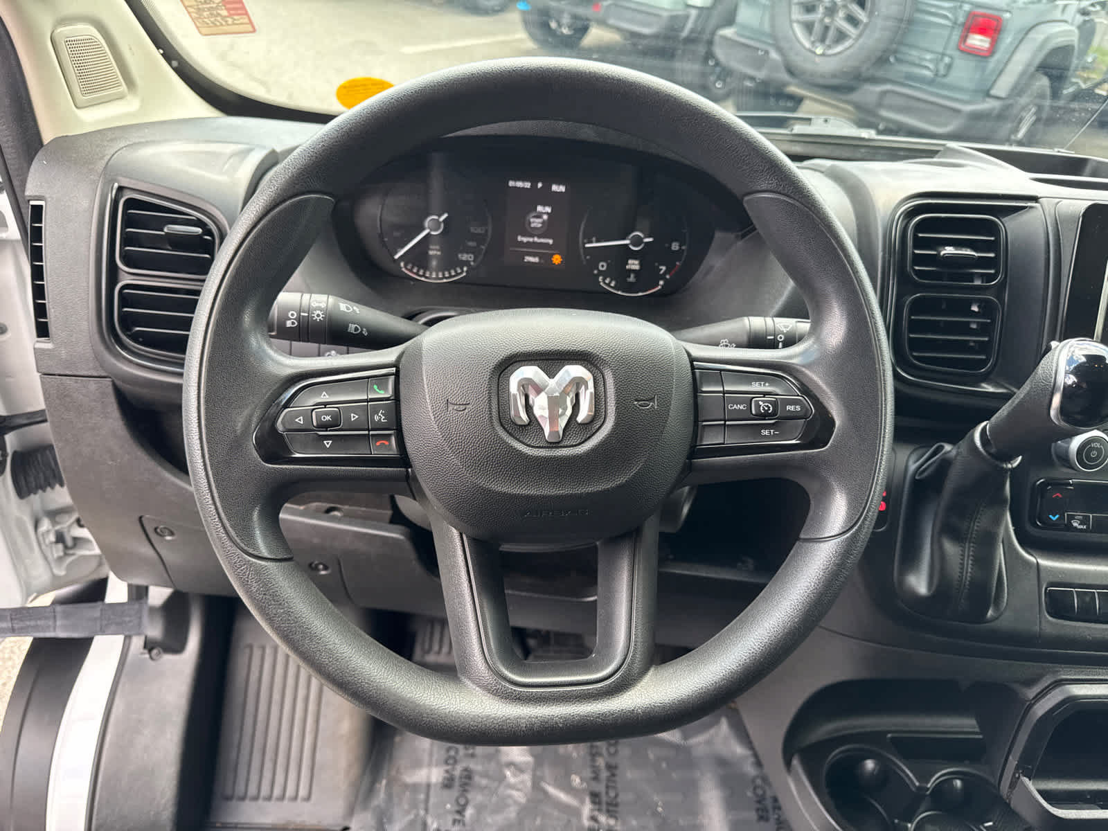 Used 2023 RAM ProMaster 2500 FWD image 16